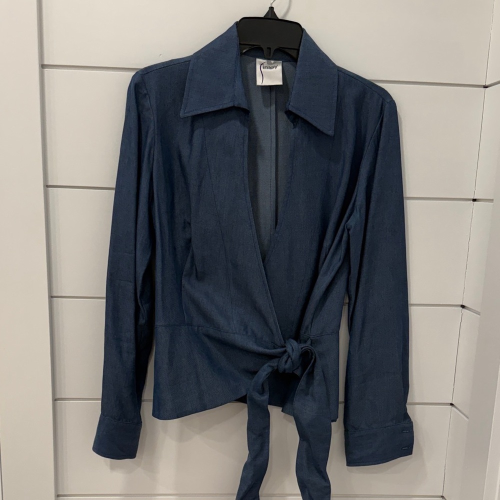 Finley blue chambray side-tie blouse! NWOT